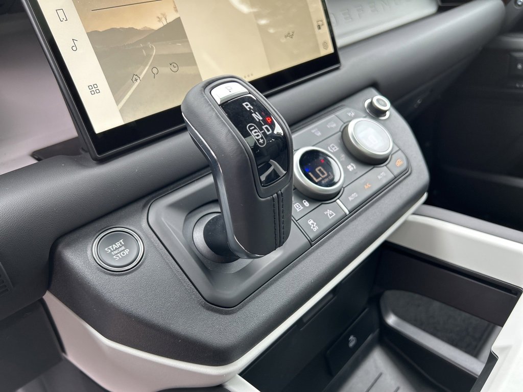New 2025 Land Rover Defender 130 S image 13