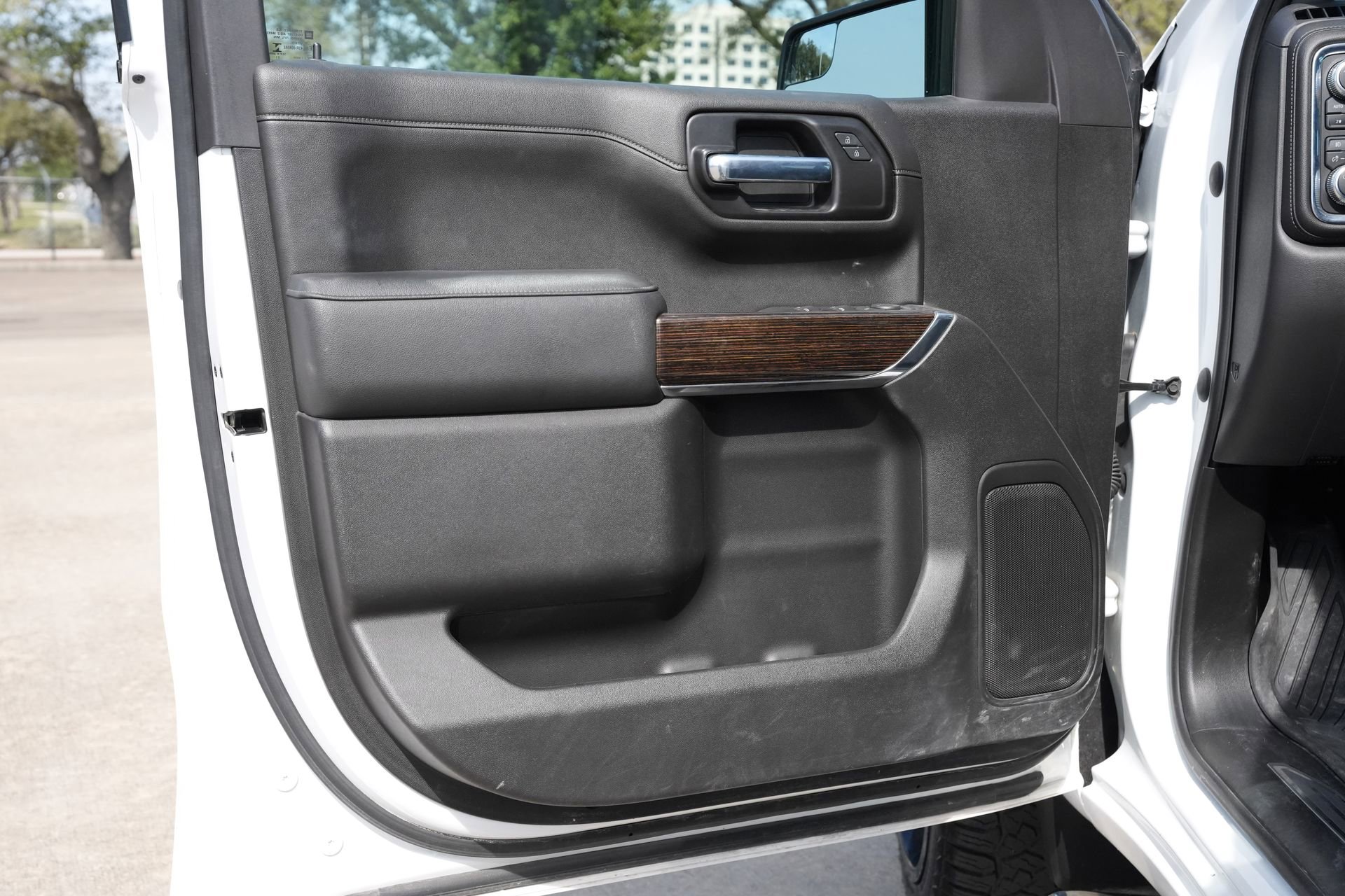 Used 2021 GMC Sierra 1500 SLE image 19