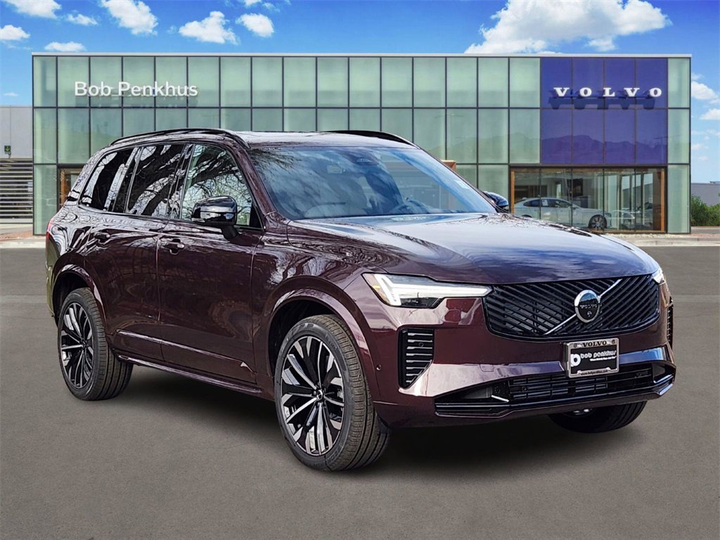 New 2026 Volvo XC90 T8 Ultra w/ Lounge Package