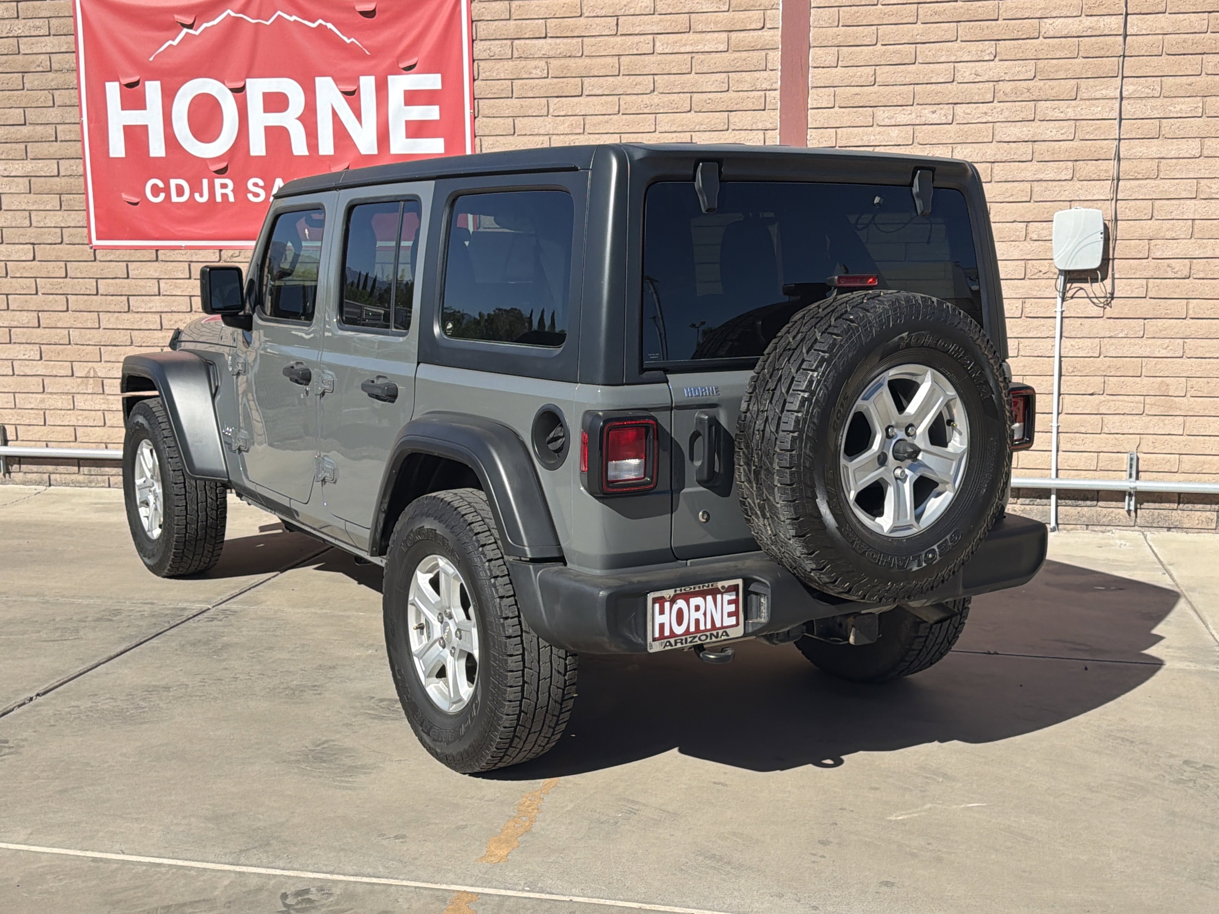 Used 2020 Jeep Wrangler Unlimited Sport S image 3