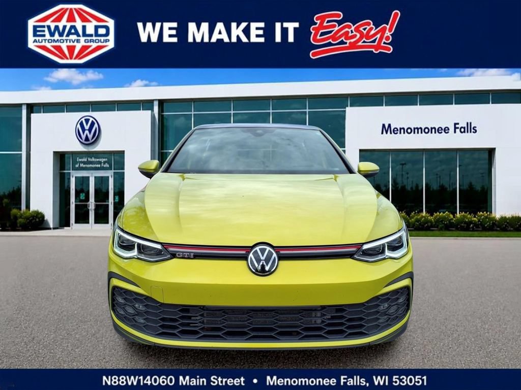 Used 2022 Volkswagen GTI Autobahn FWD image 2