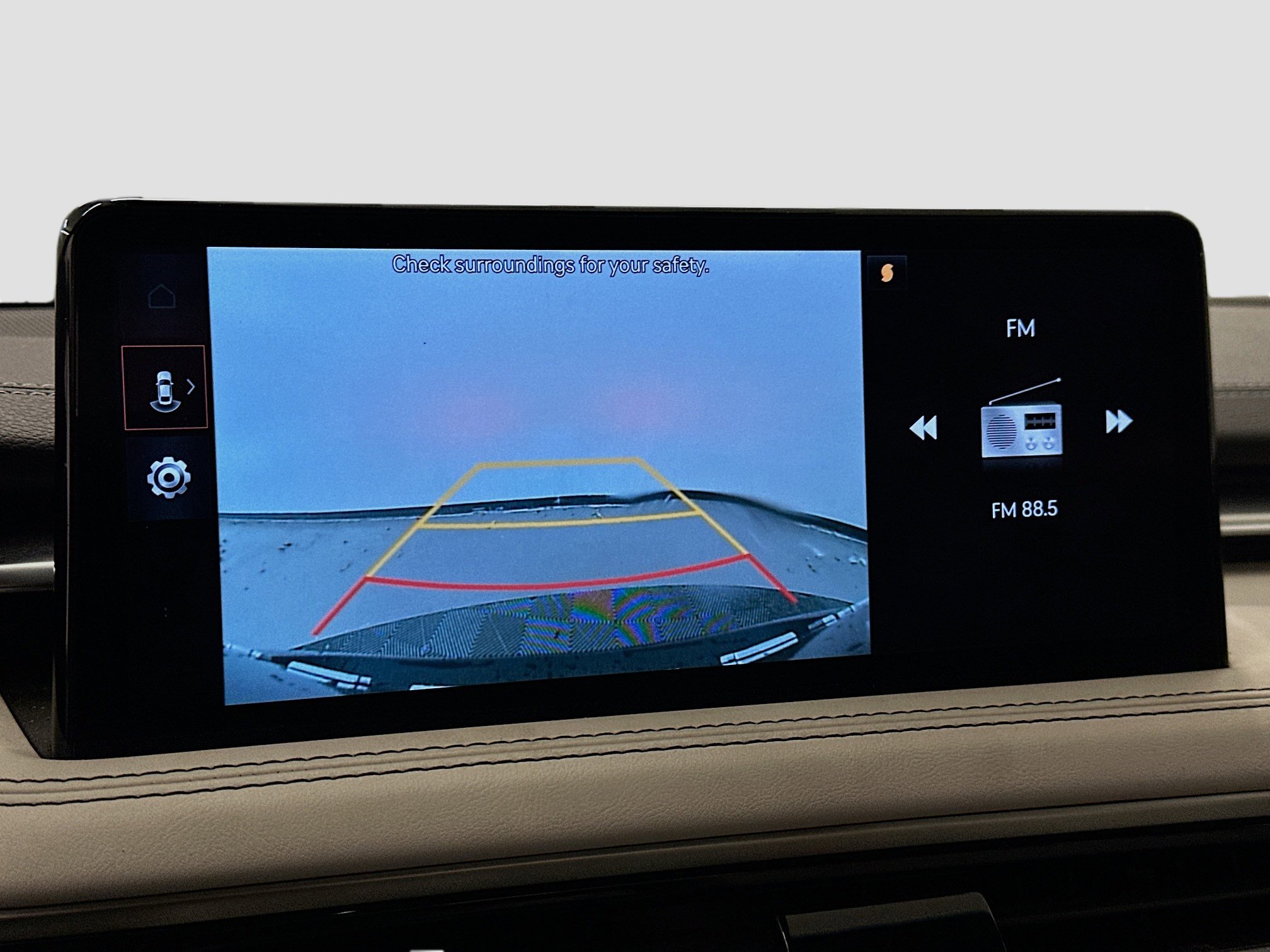 Used 2025 Genesis G70 2.5T image 23