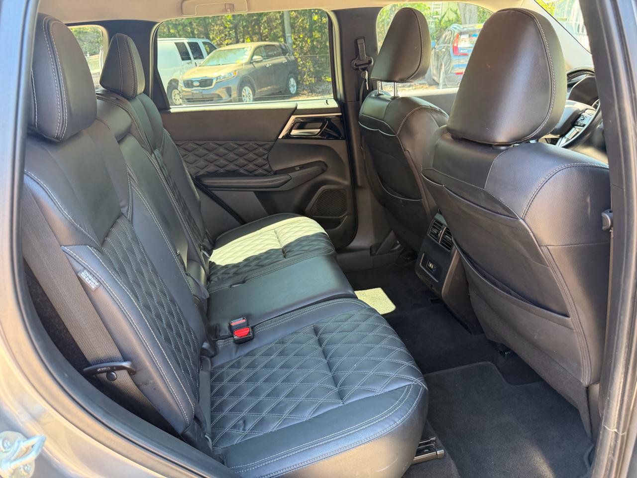 Used 2022 Mitsubishi Outlander SEL AWD/4WD image 27