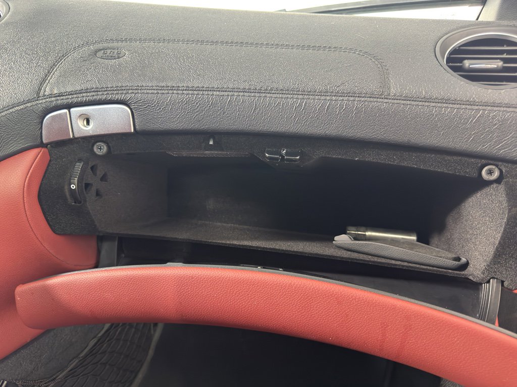 Used 2011 Mercedes-Benz SL 550 image 34