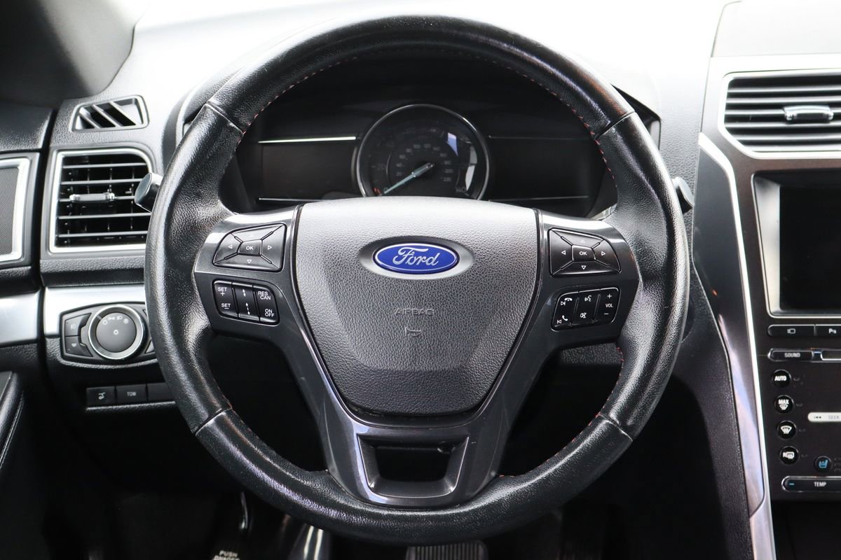 Used 2016 Ford Explorer Sport w/ Equipment Group 401A image 18