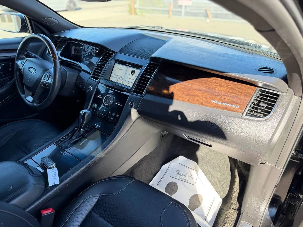 Used 2017 Ford Taurus Limited image 32