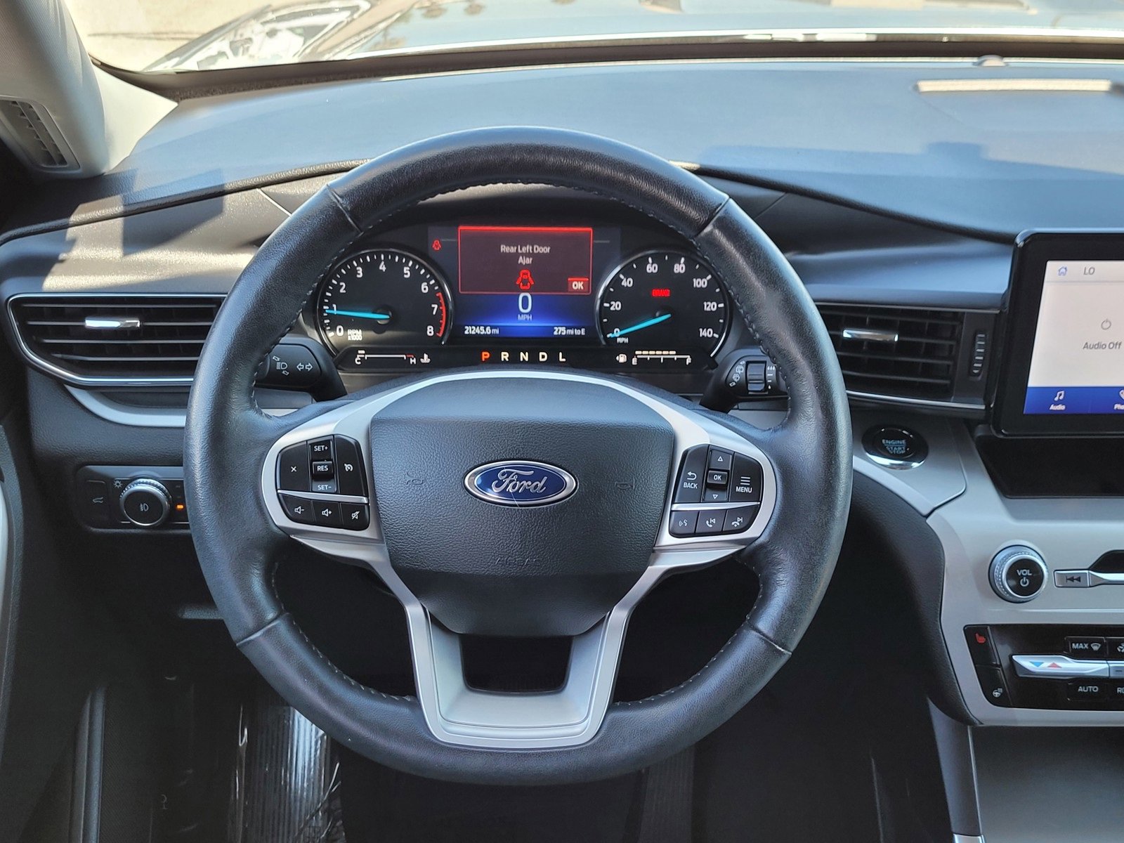 Used 2022 Ford Explorer XLT w/ Equipment Group 202A image 13