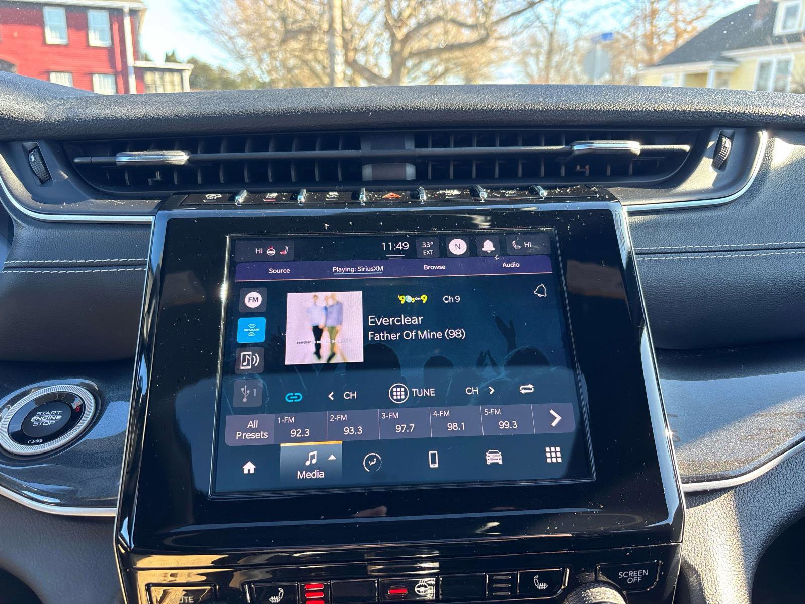 Certified 2022 Jeep Grand Cherokee L Laredo image 23