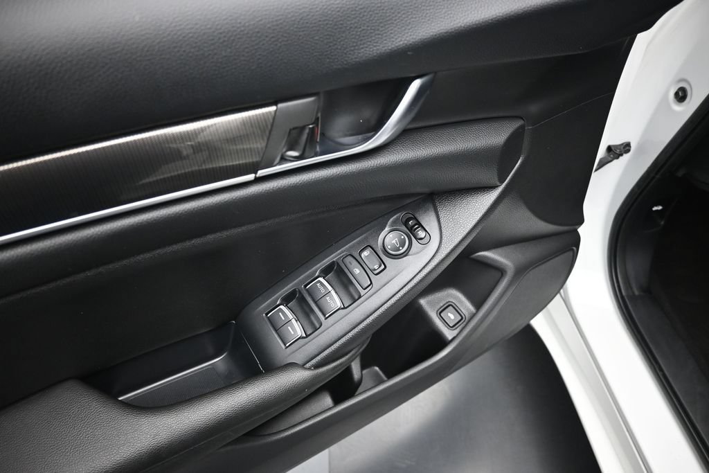 Used 2020 Honda Accord Sport image 10