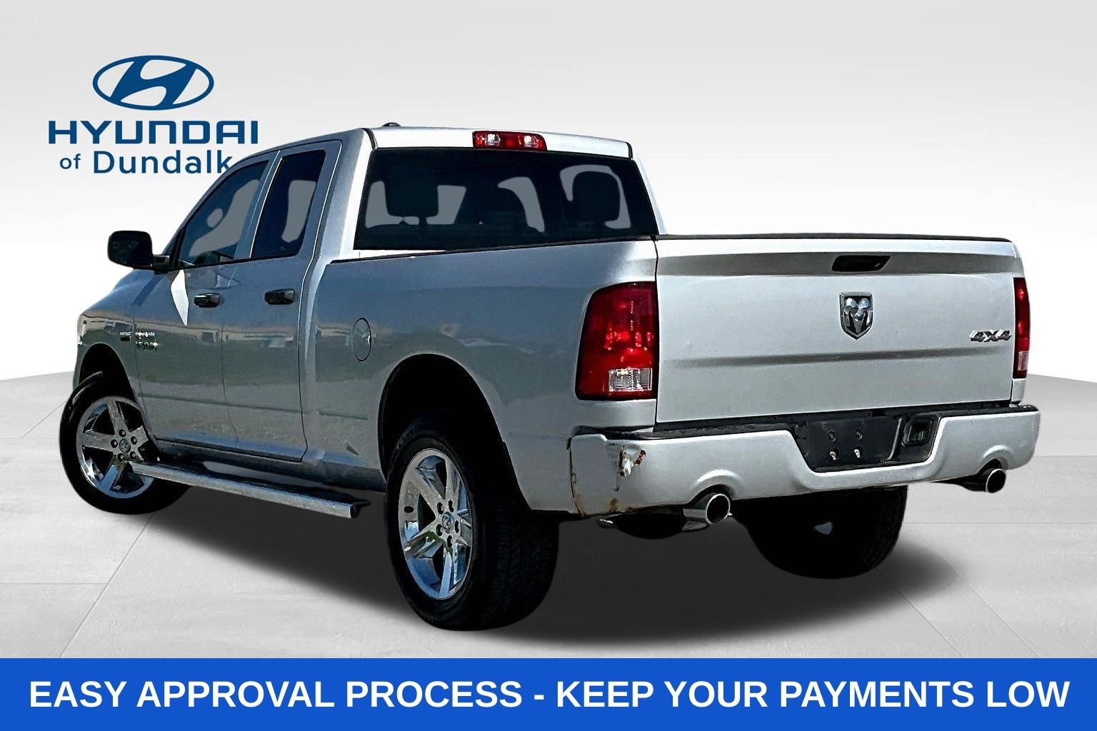 Used 2017 RAM 1500 Express AWD/4WD image 5