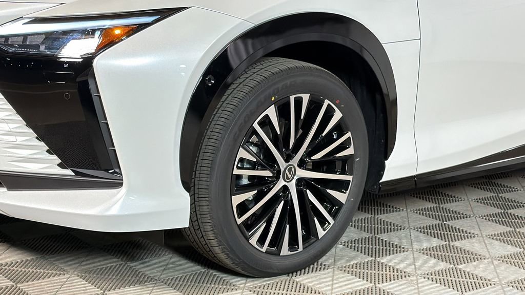 New 2026 Lexus RZ 450e AWD image 4