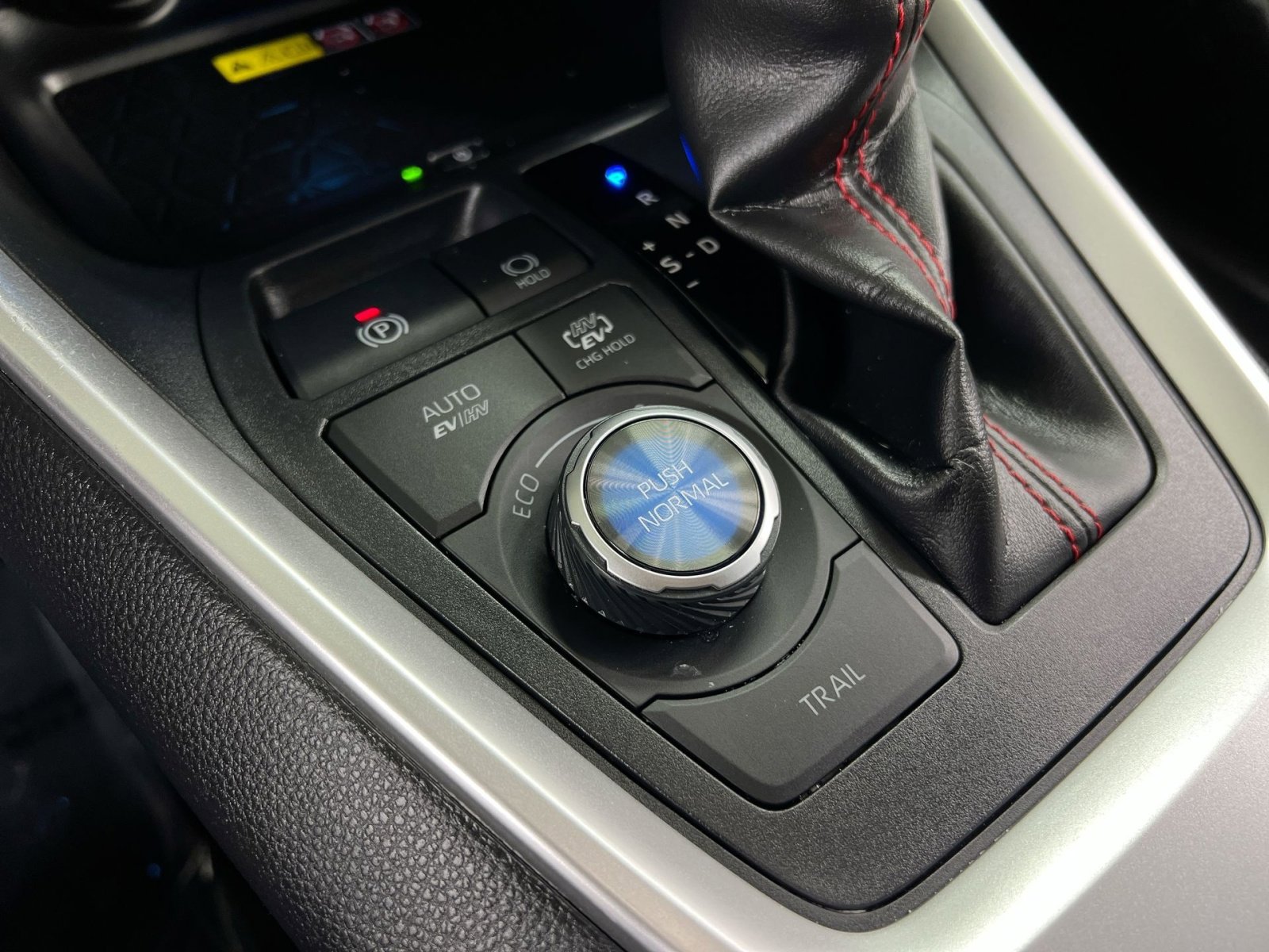 Used 2022 Toyota RAV4 XSE image 37