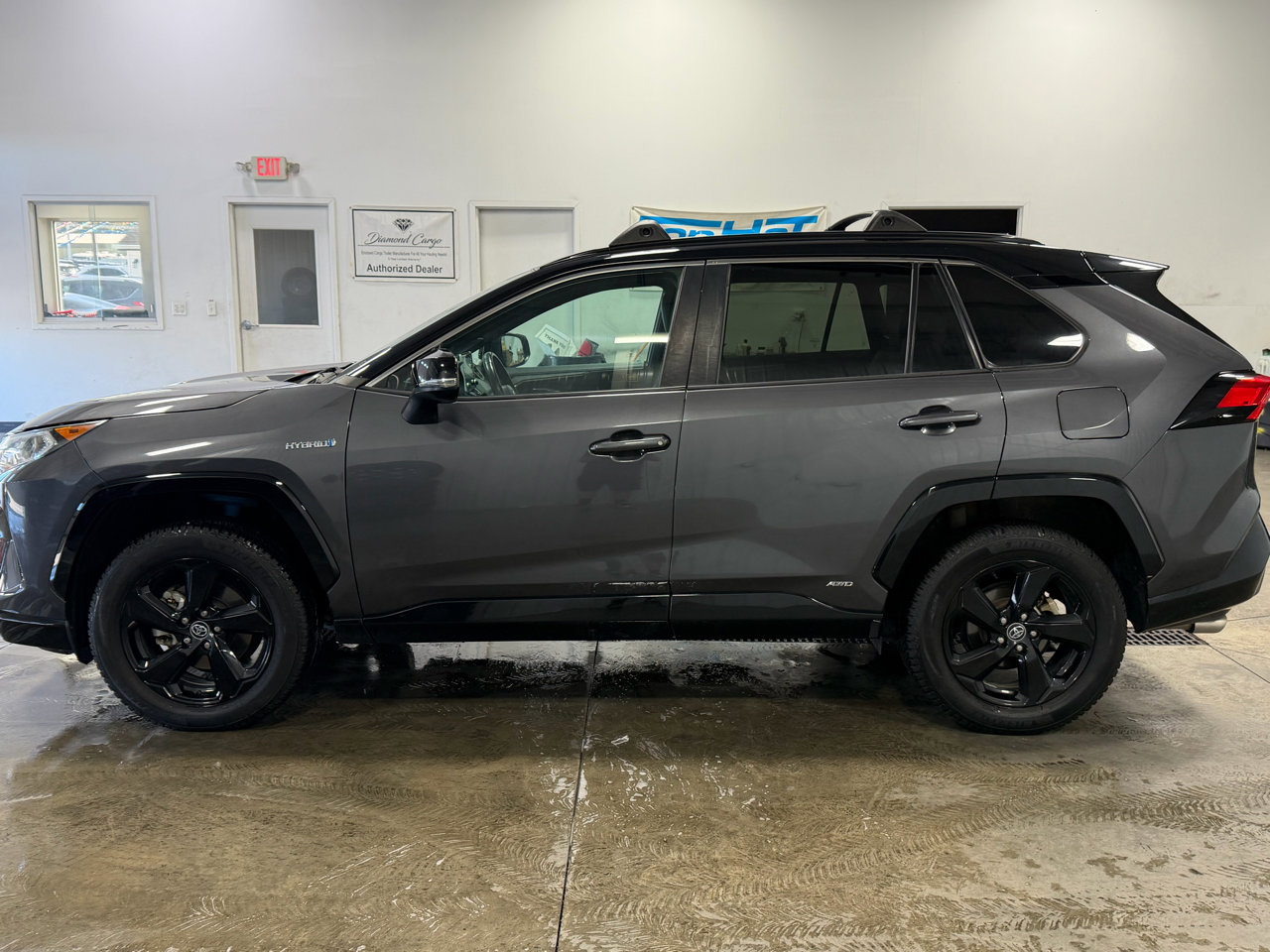 Used 2020 Toyota RAV4 XSE image 14