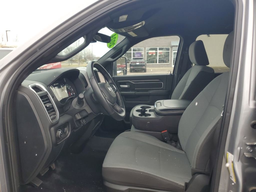 Used 2024 RAM 2500 Big Horn w/ Bed Utility Group image 5