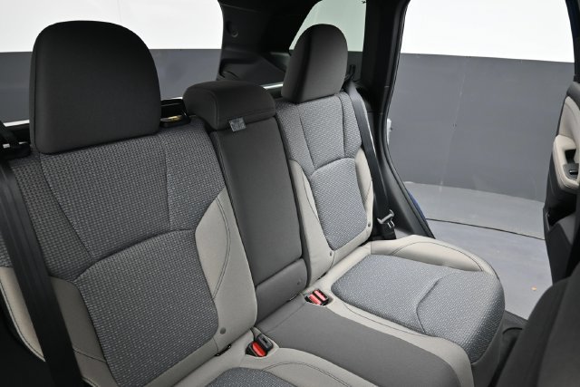 New 2026 Subaru Forester Premium AWD/4WD image 16