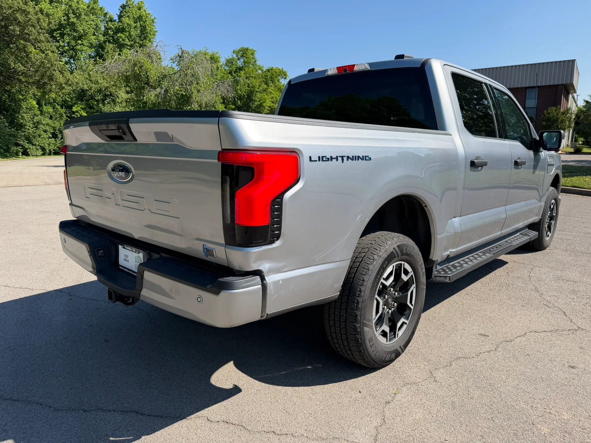 Used 2023 Ford F150 Lightning XLT AWD/4WD image 5