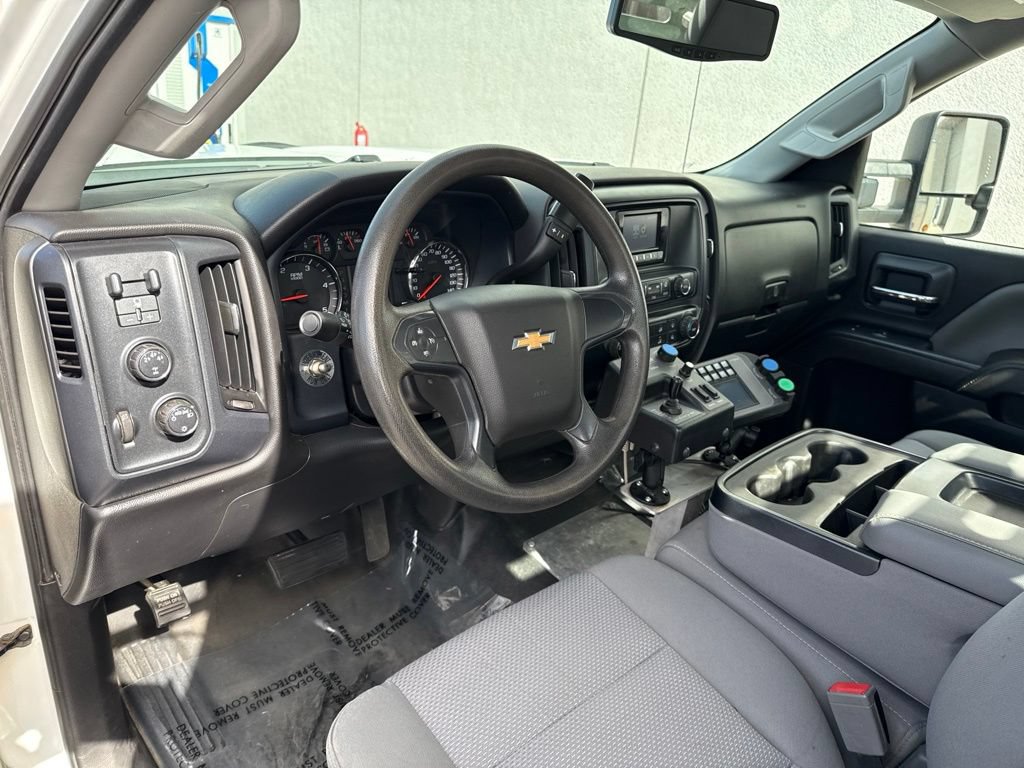Used 2015 Chevrolet Silverado 3500 W/T w/ WT Convenience Package AWD/4WD image 17