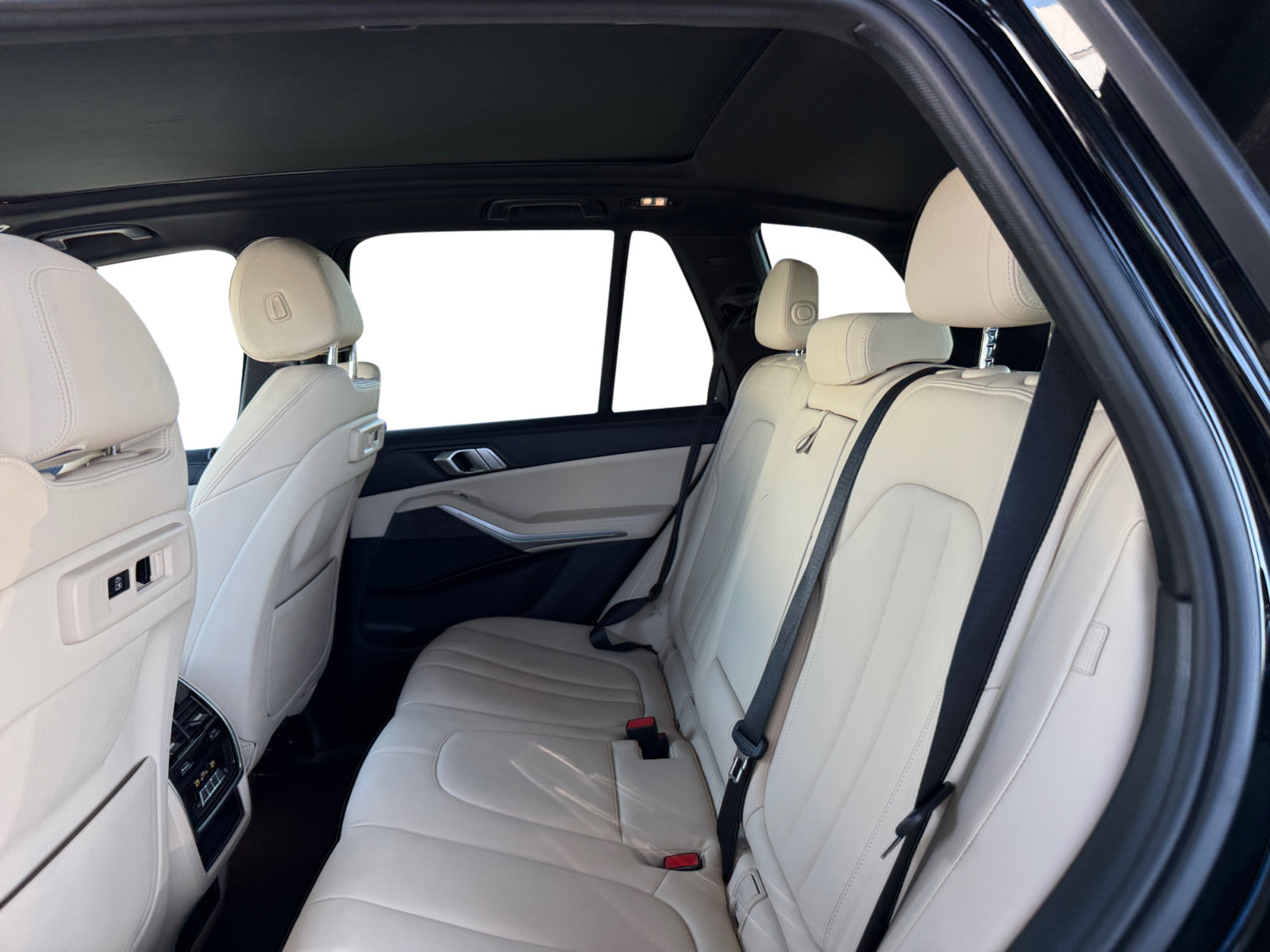 Used 2022 BMW X5 sDrive40i w/ Parking Assistance Package RWD image 13