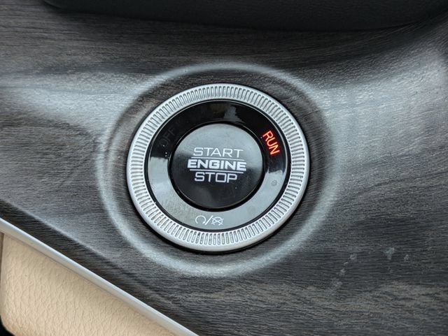 Used 2024 Jeep Grand Cherokee Limited 4xe AWD/4WD image 28