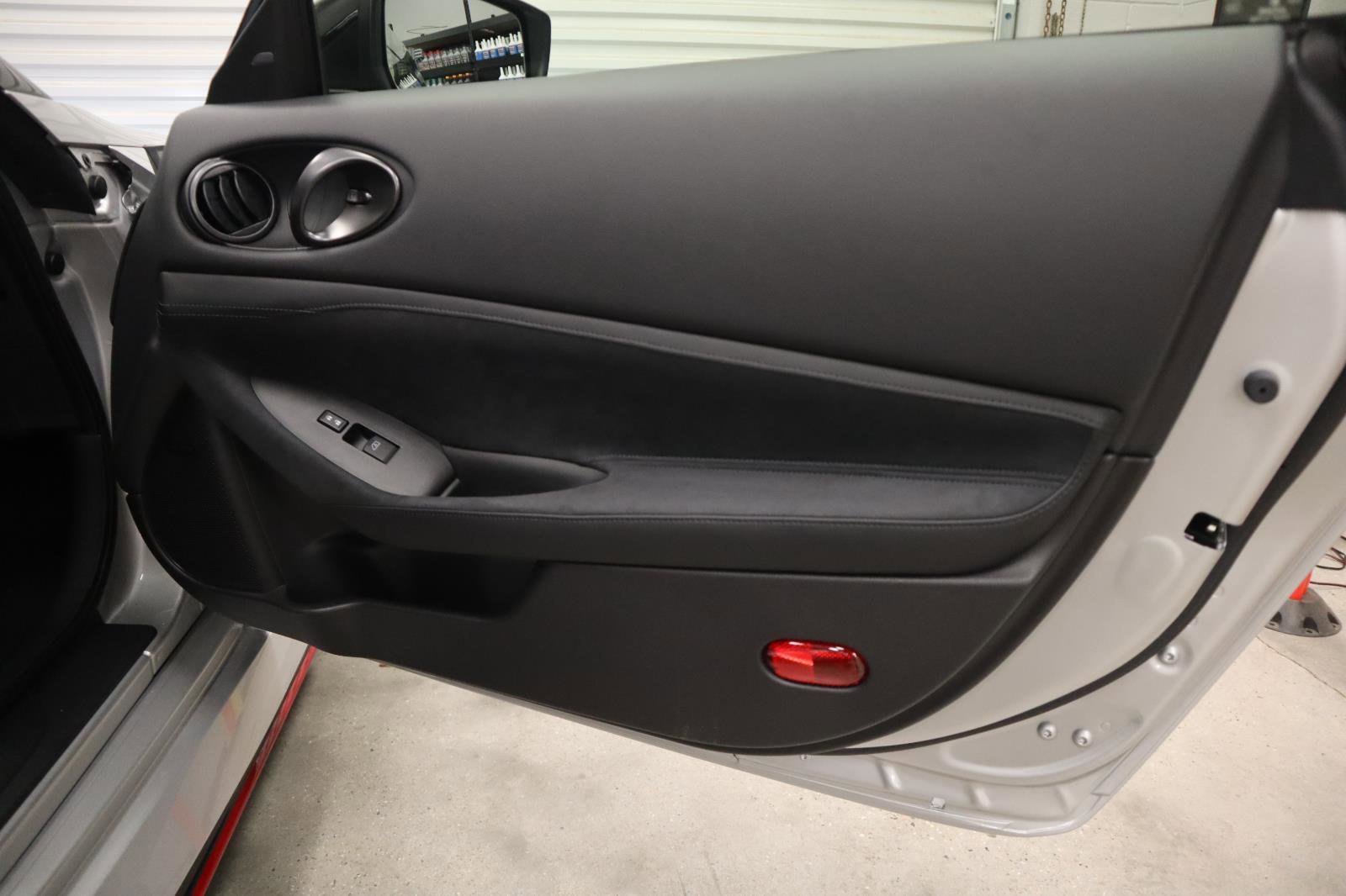 New 2025 Nissan Z NISMO w/ Floor Mat Package image 30