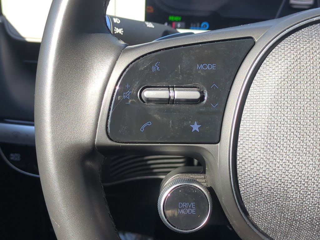 Used 2022 Hyundai Ioniq 5 SE w/ Cargo Package image 28