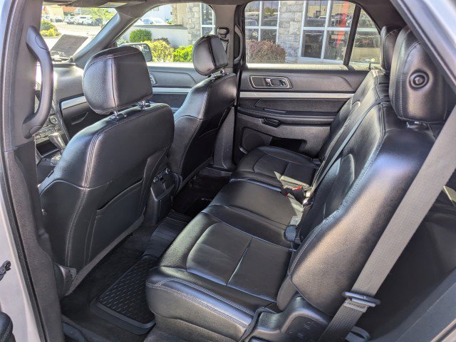 Used 2016 Ford Explorer XLT w/ Equipment Group 202A image 22