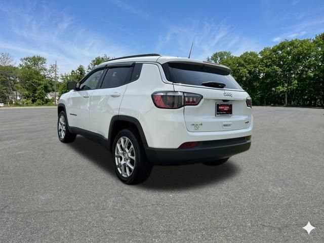 Used 2023 Jeep Compass Latitude AWD/4WD image 6