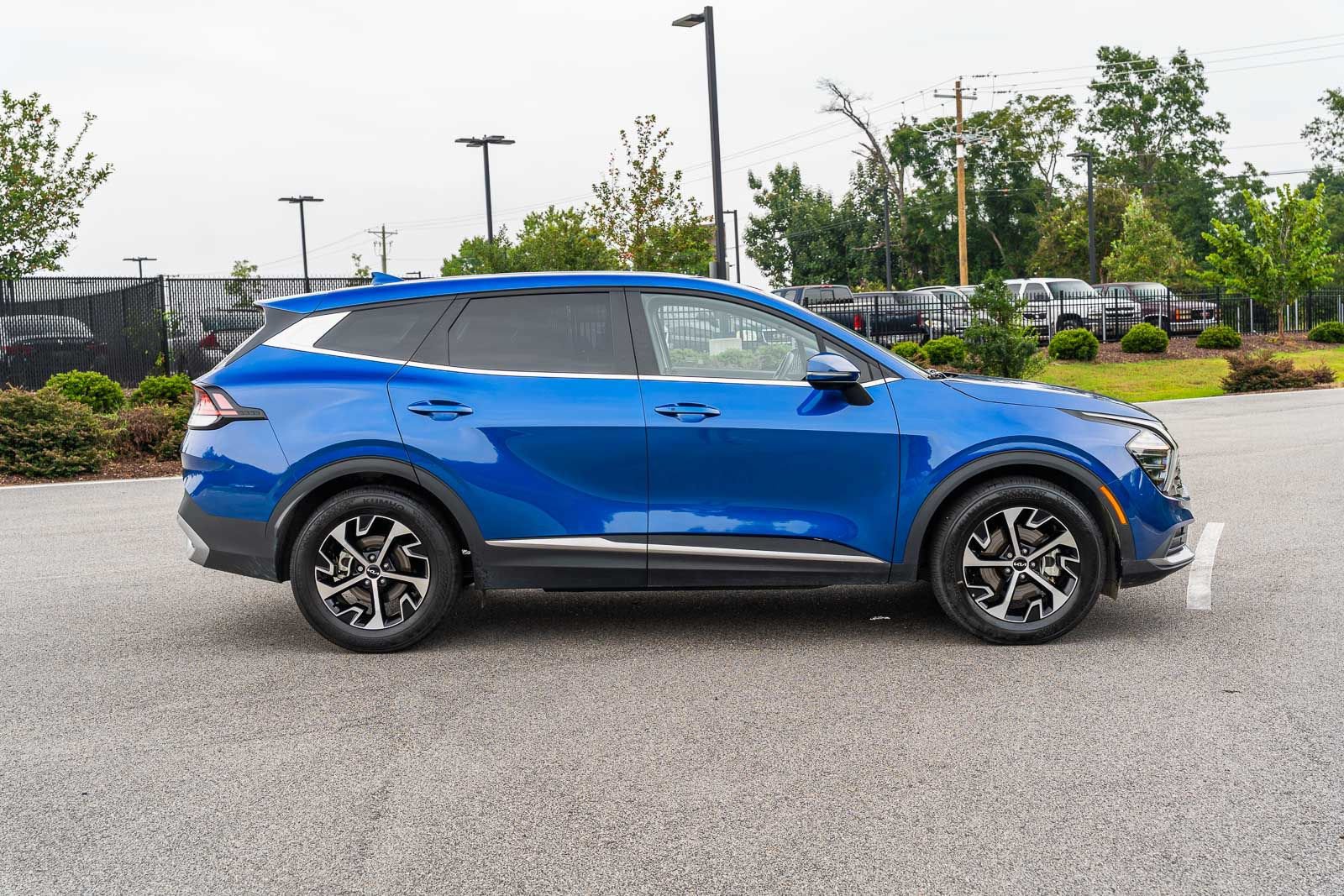 Used 2024 Kia Sportage EX FWD image 10