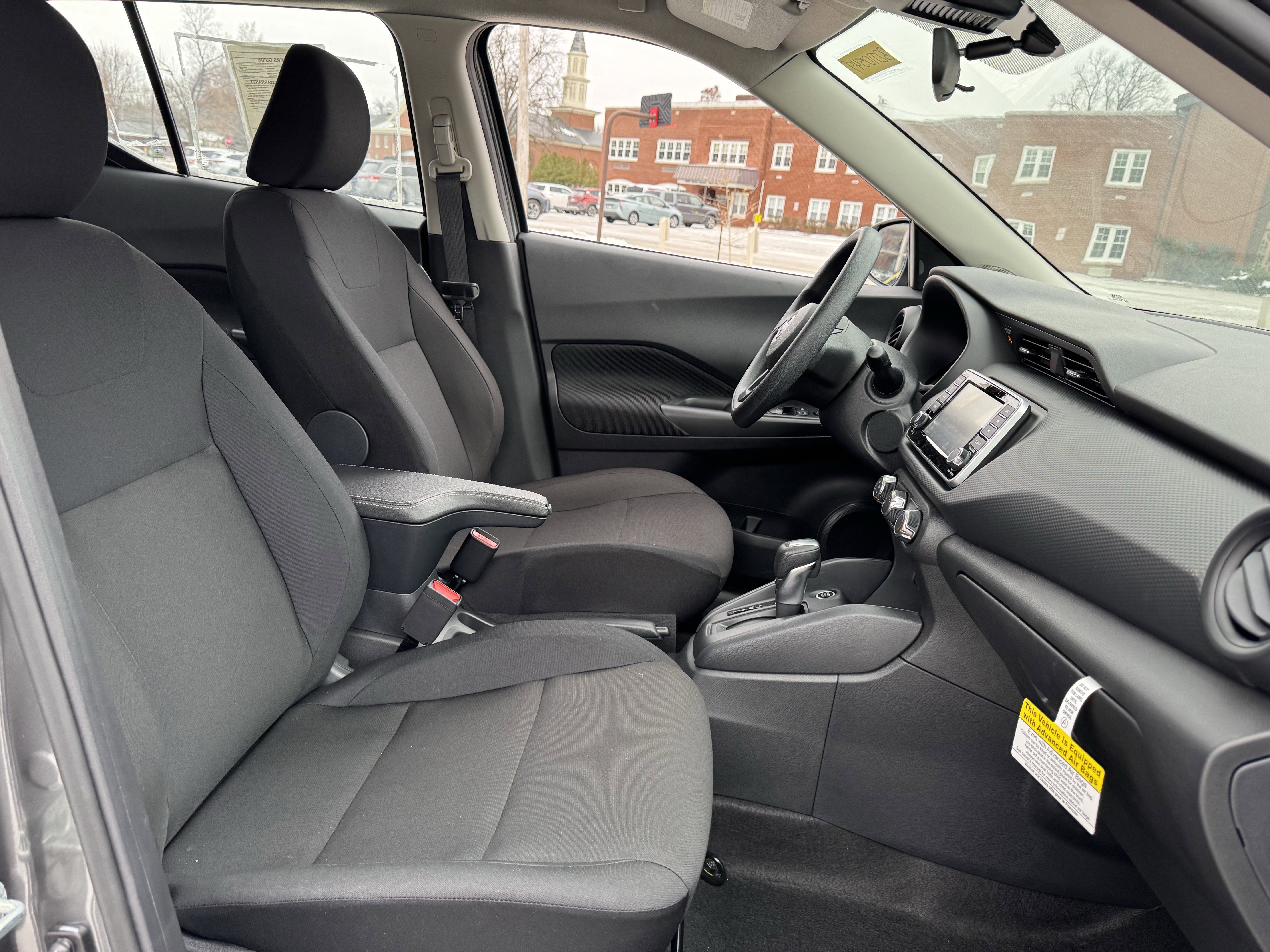 Used 2025 Nissan Kicks Play S image 35