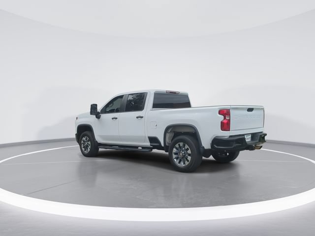 Used 2023 Chevrolet Silverado 2500 Custom w/ Custom Value Package AWD/4WD image 6