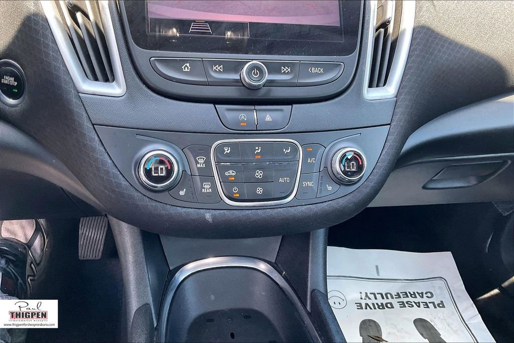 Used 2022 Chevrolet Malibu LT image 30