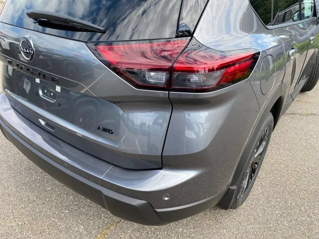 New 2026 Nissan Rogue Dark Armor AWD/4WD image 10