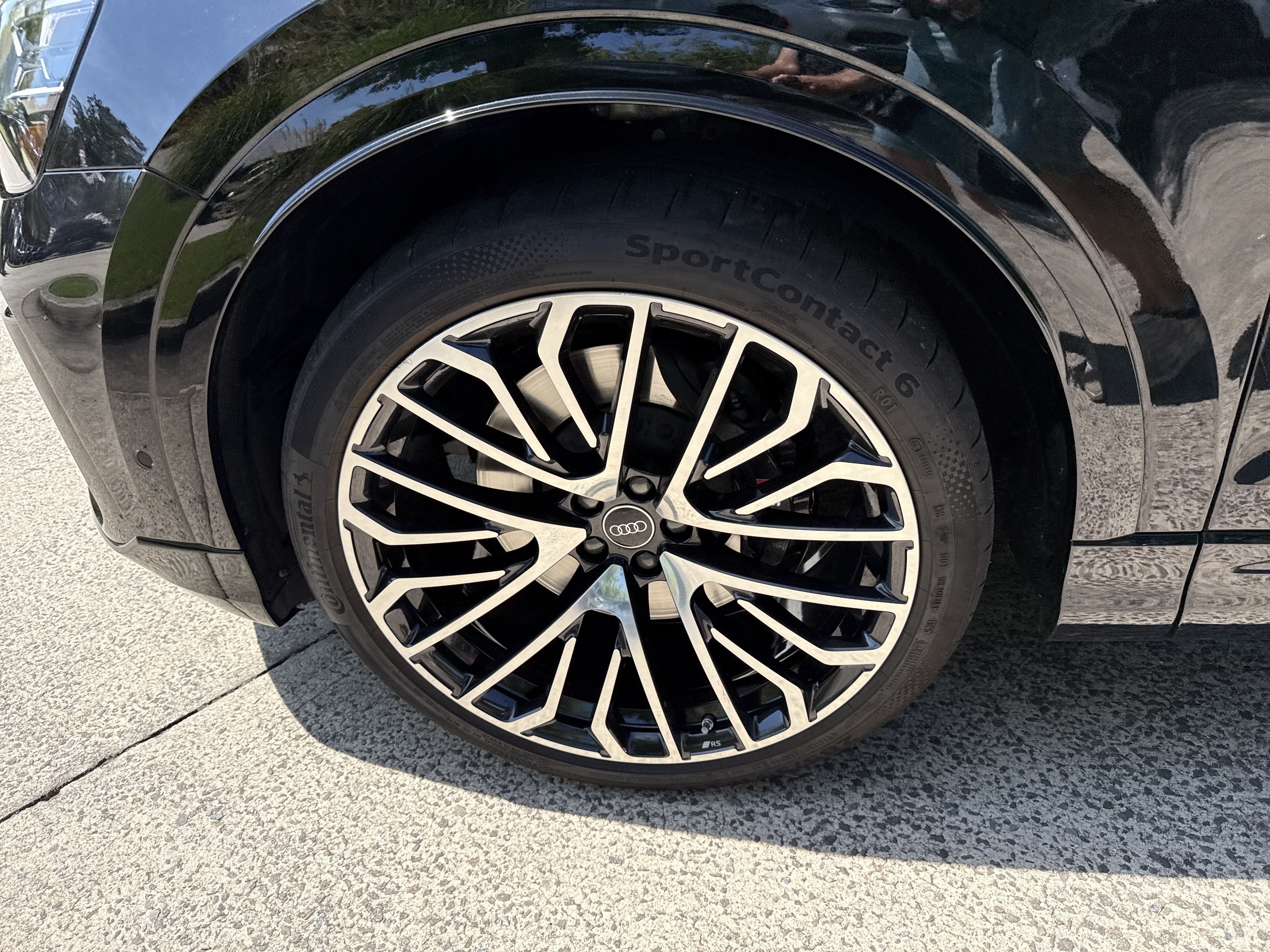 Used 2024 Audi SQ8 Prestige AWD/4WD image 11