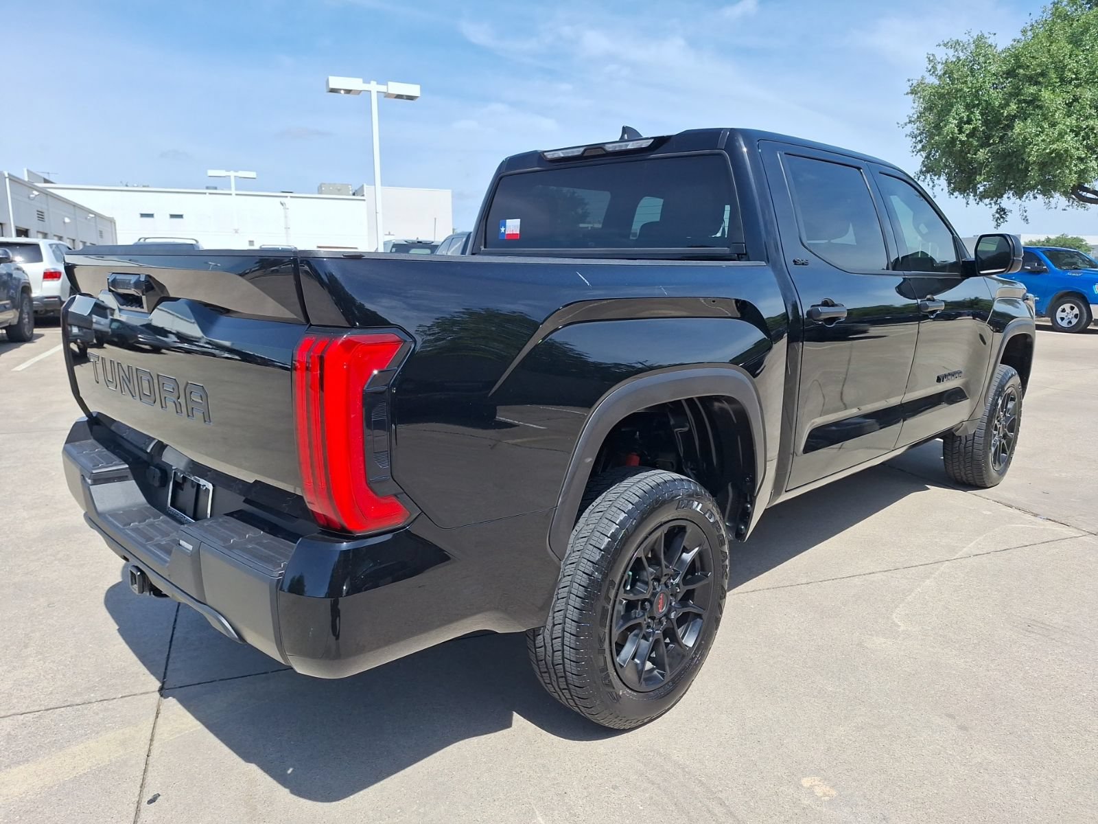 Used 2025 Toyota Tundra SR5 AWD/4WD image 6