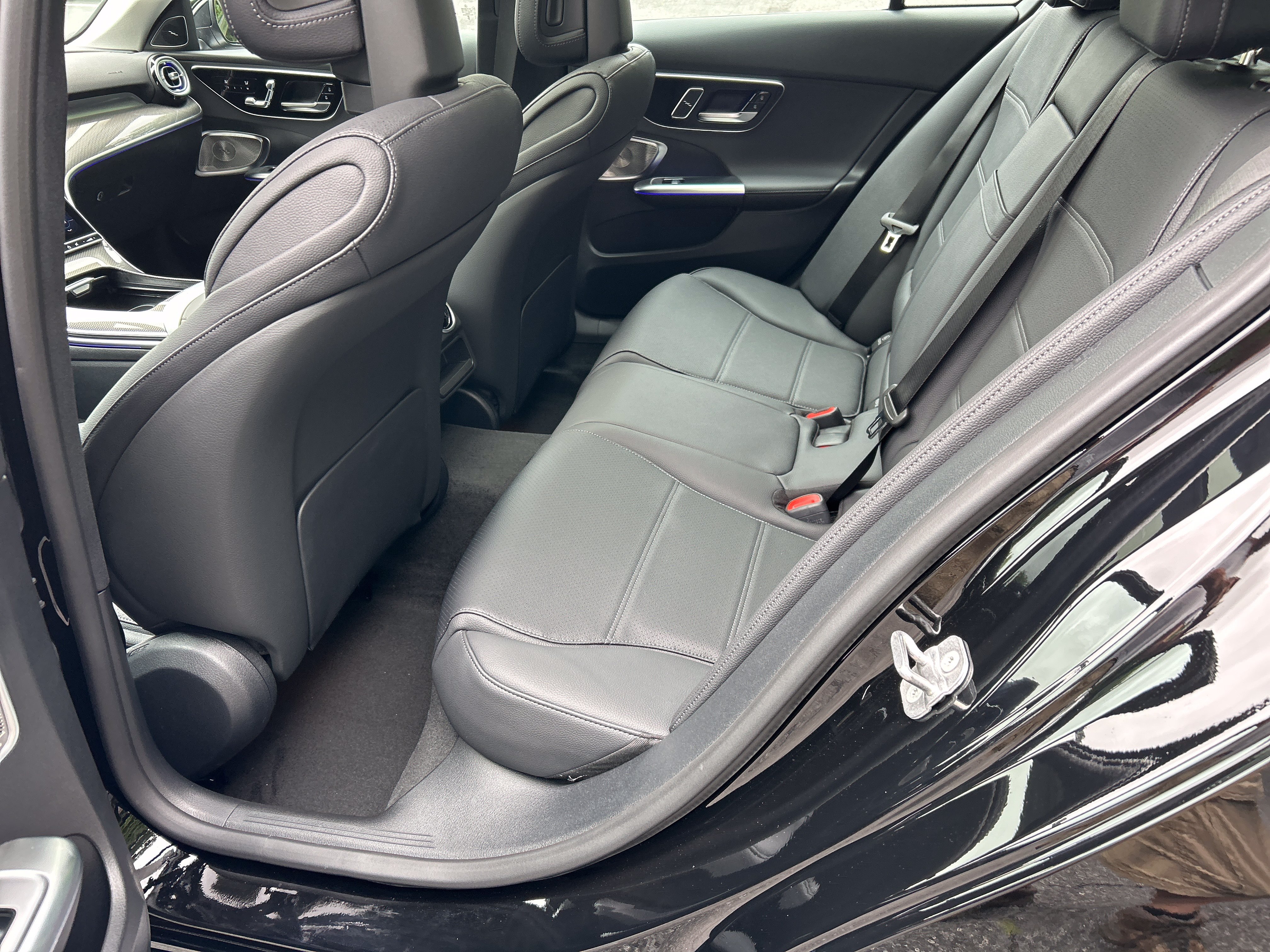 New 2026 Mercedes-Benz C 300 Sedan image 36