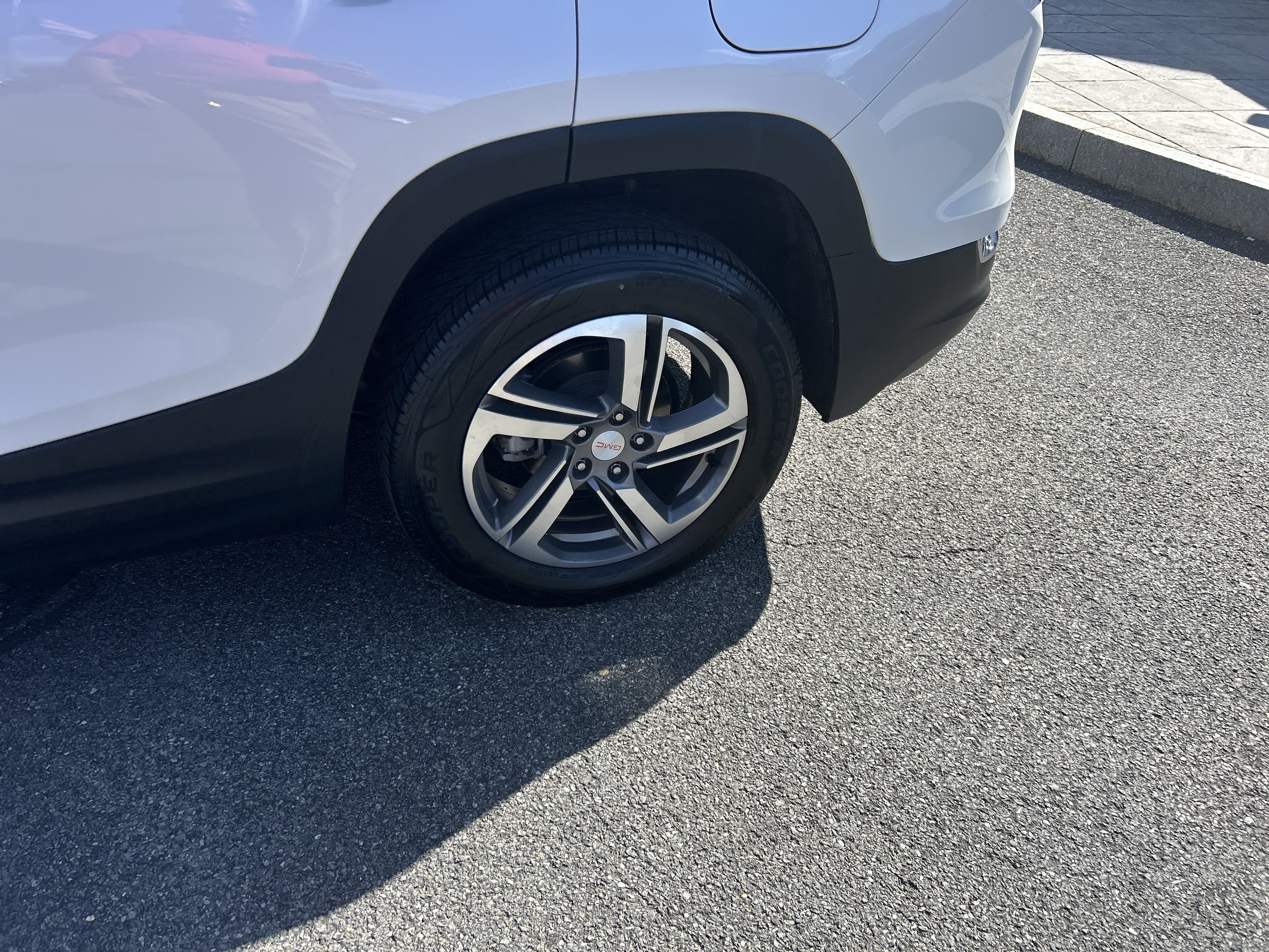 Certified 2021 GMC Terrain SLT w/ Infotainment Package II AWD/4WD image 5