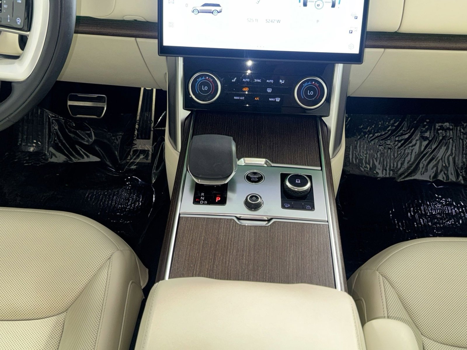 Used 2022 Land Rover Range Rover SE AWD/4WD image 22