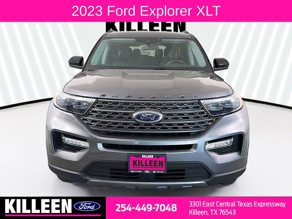 Used 2023 Ford Explorer XLT w/ Equipment Group 202A image 2
