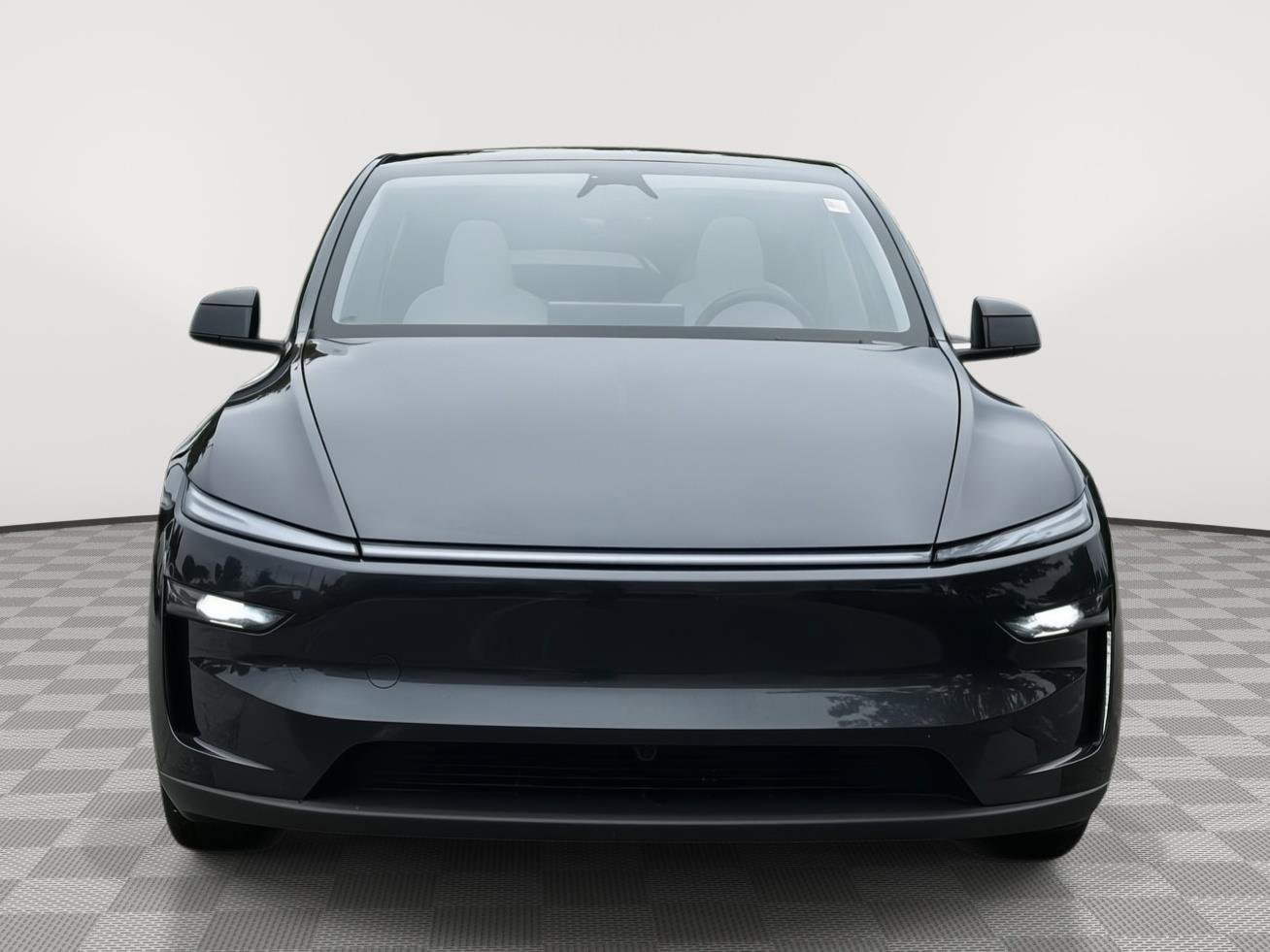 Used 2026 Tesla Model Y Long Range AWD/4WD image 2
