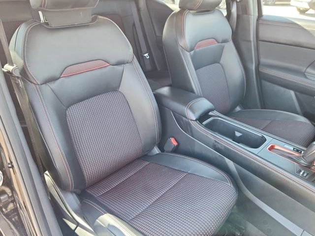 Certified 2025 Nissan Kicks SR AWD/4WD image 13