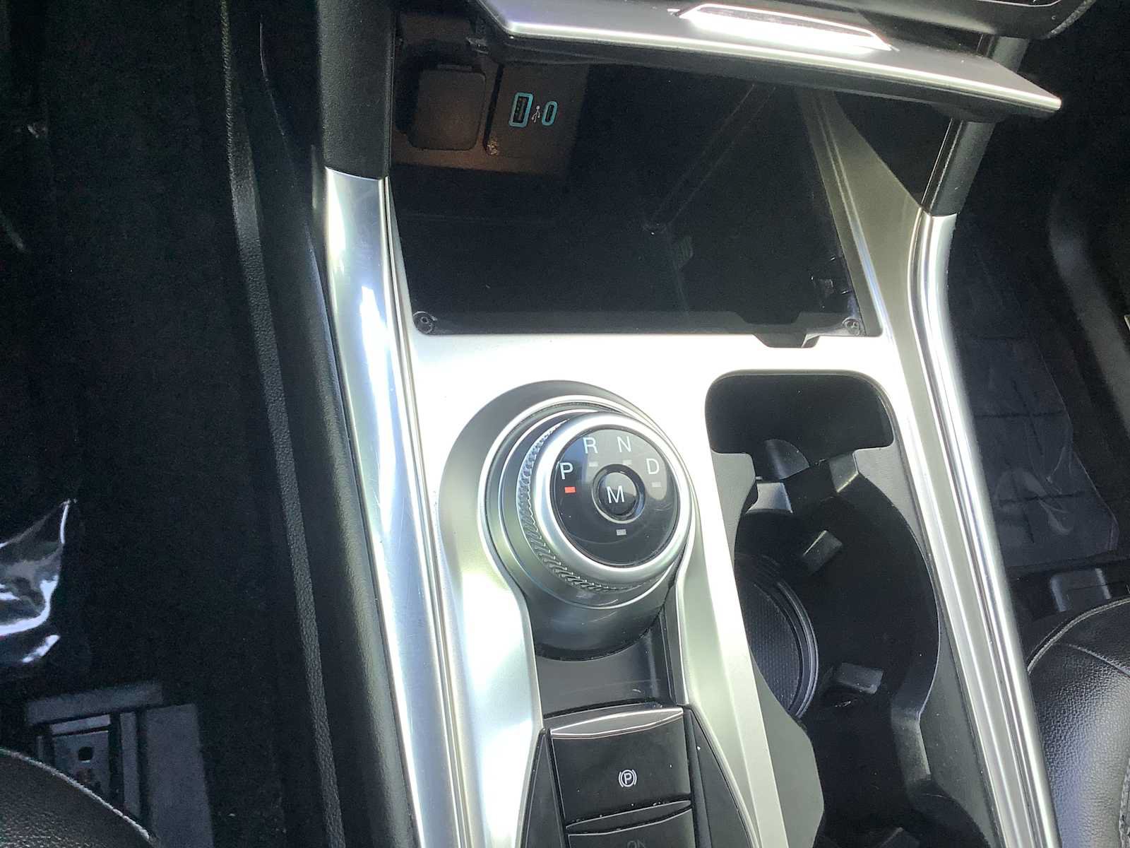 Used 2020 Ford Explorer Limited AWD/4WD image 17