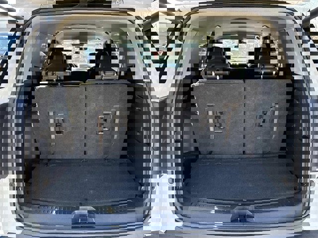 Used 2023 GMC Acadia SLT image 12