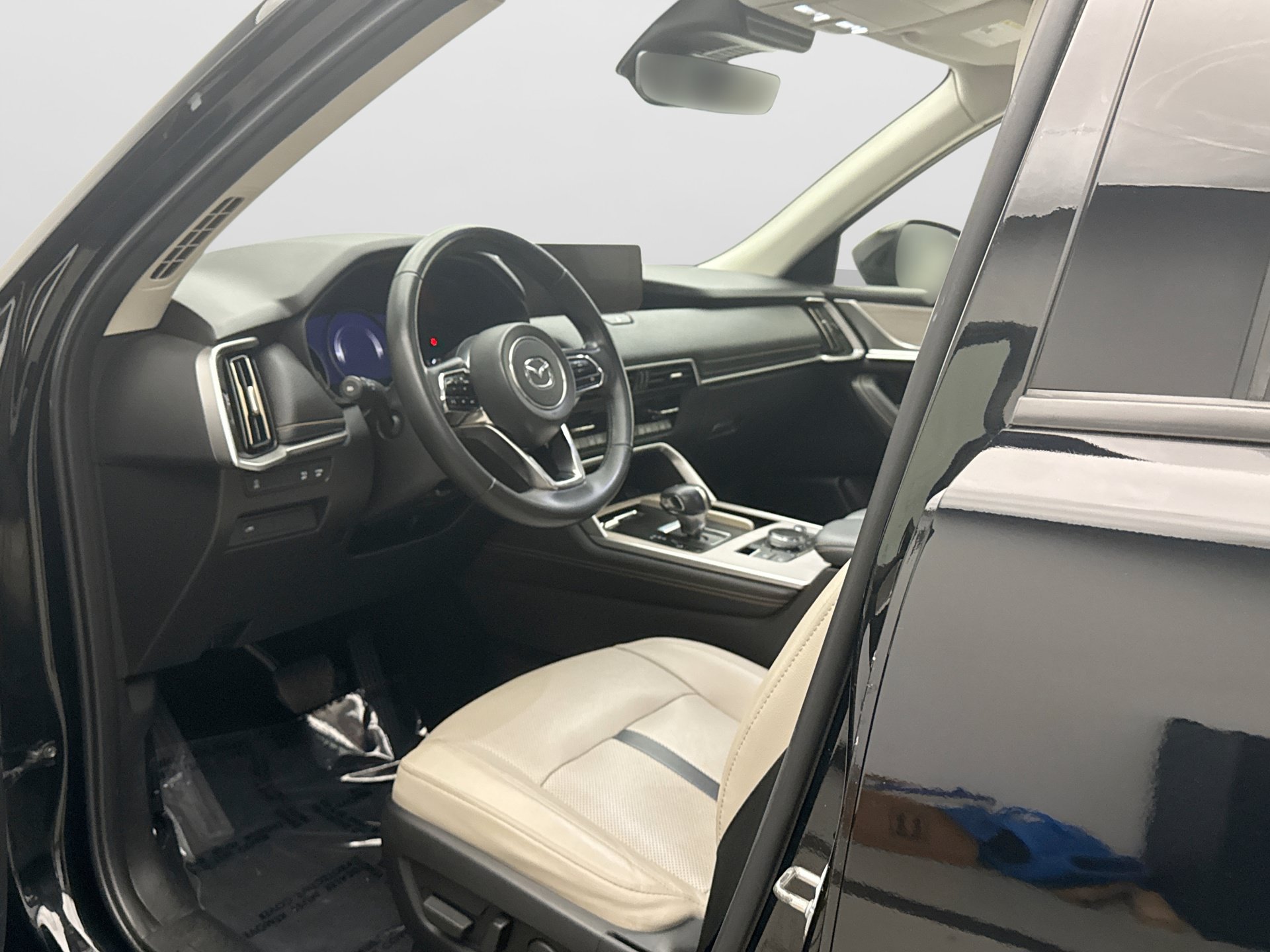 Used 2024 MAZDA CX-90 3.3 Turbo w/ Preferred Plus AWD/4WD image 10