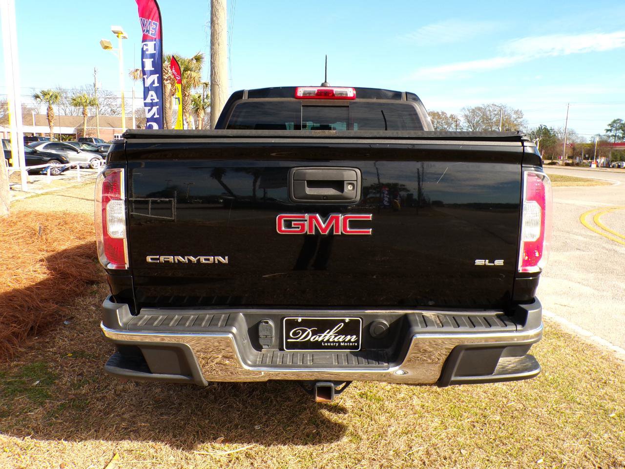 Used 2016 GMC Canyon SLE w/ SLE Convenience Package image 6