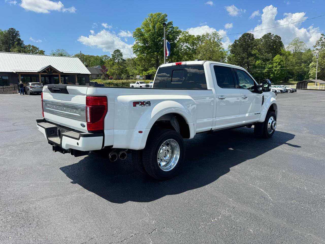 Used 2022 Ford F450 Platinum w/ FX4 Off-Road Package AWD/4WD image 6