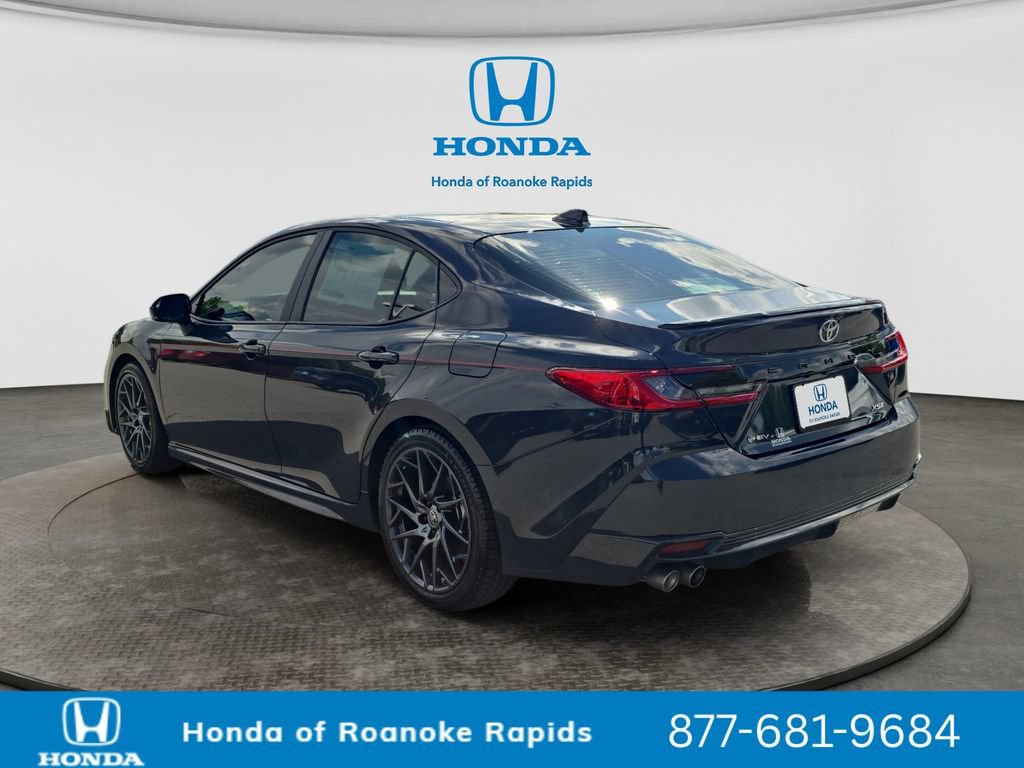 Used 2025 Toyota Camry XSE FWD image 3