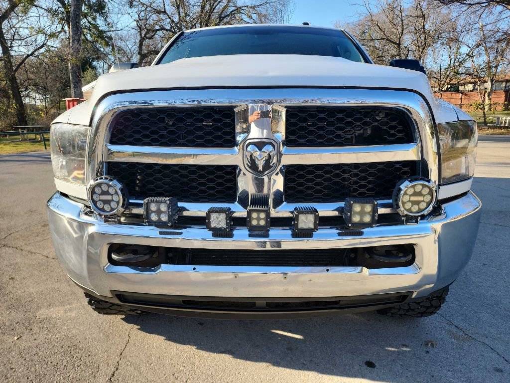 Used 2013 RAM 2500 Tradesman w/ Chrome Appearance Group image 2