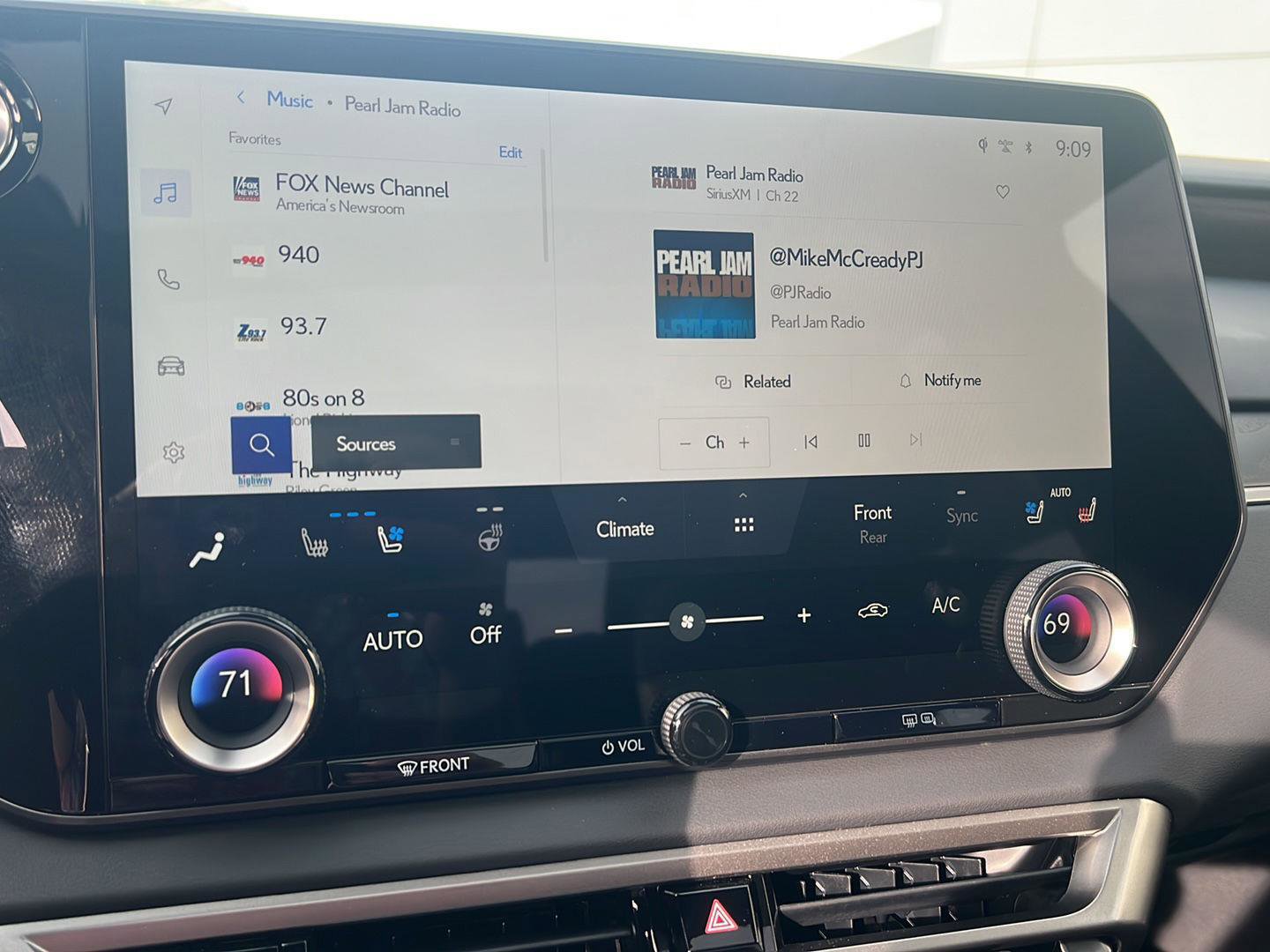 New 2026 Lexus RX 350 w/ Luxury Package image 26