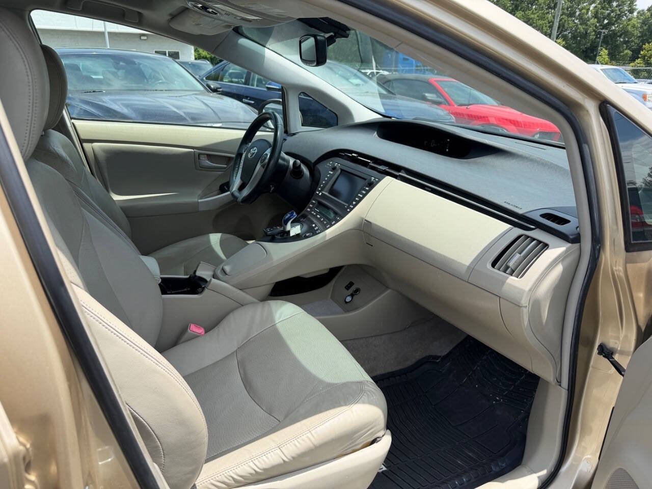 Used 2010 Toyota Prius Five FWD image 12