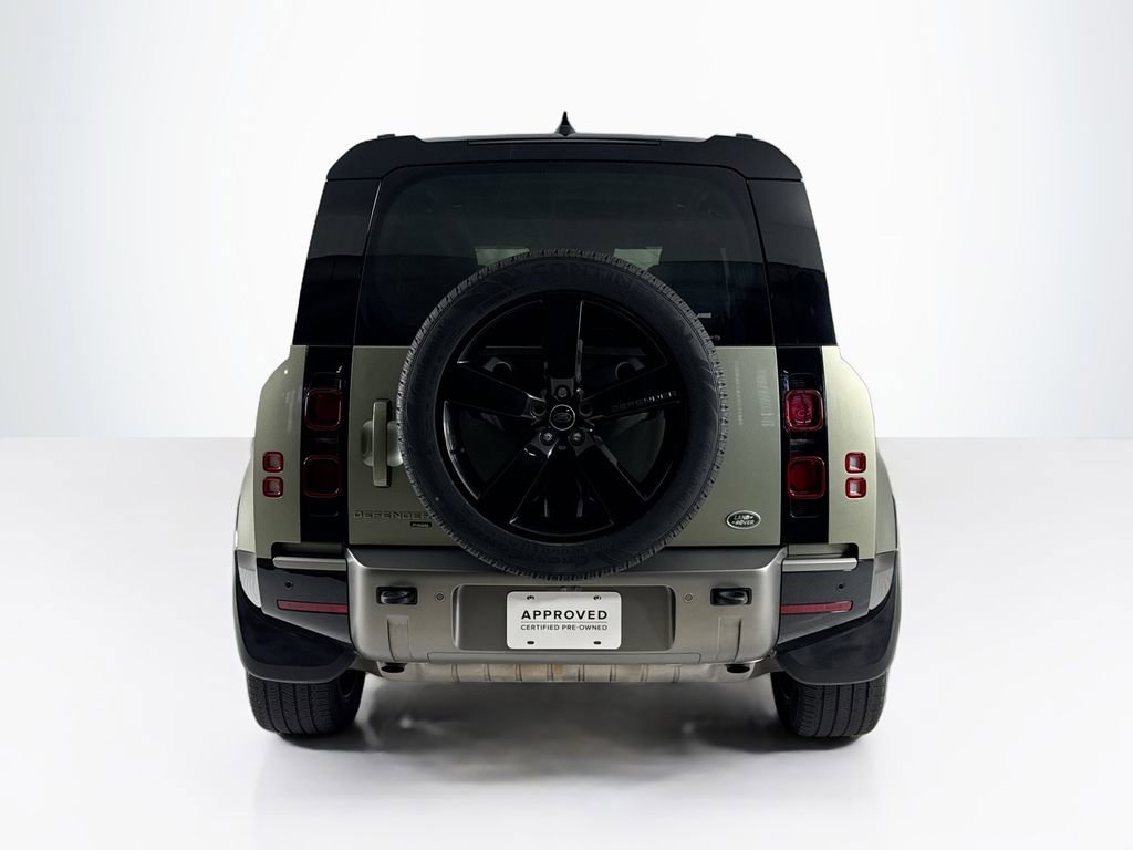 Used 2023 Land Rover Defender 110 X-Dynamic SE image 4